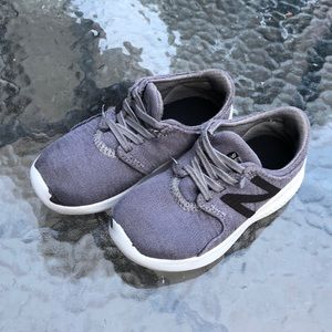 Boys shoes